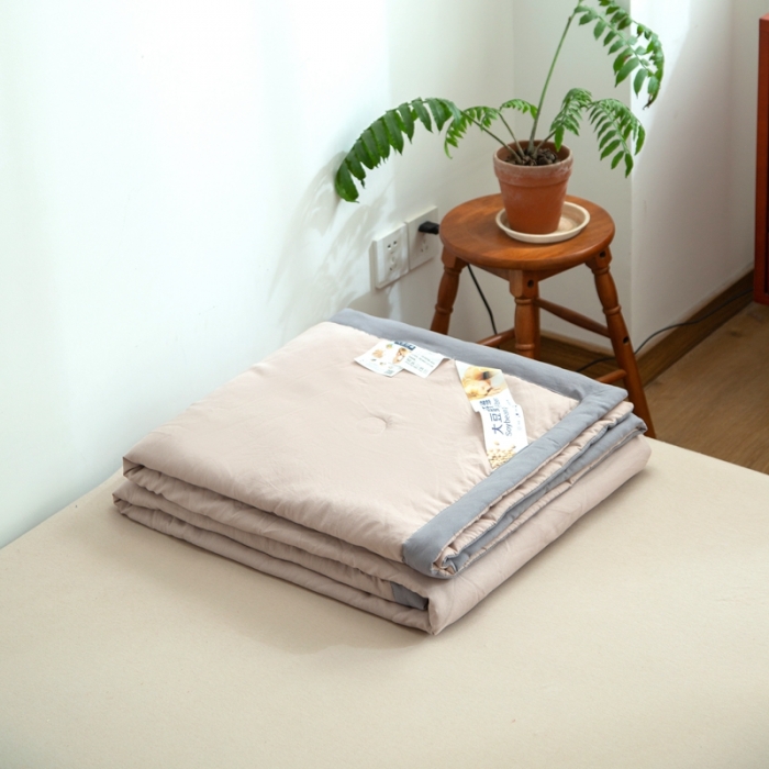 91家纺网 家纺一手货源 找家纺 森林人 2022新款水洗棉大豆纤维夏凉被 卡其