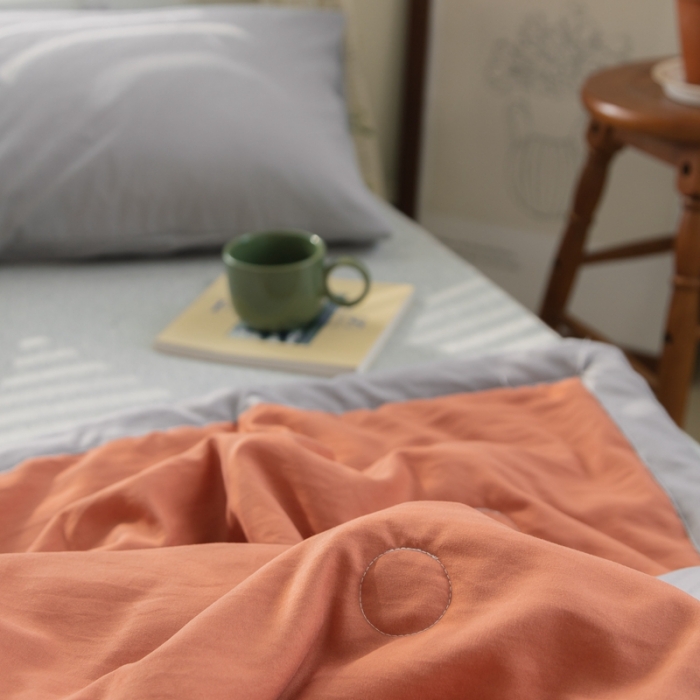 91家纺网 家纺一手货源 找家纺 森林人 2022新款水洗棉大豆纤维夏凉被 暖豆沙