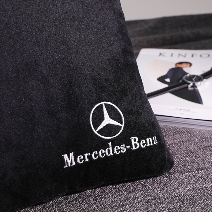 91家纺网 家纺一手货源 找家纺 （总）慕澄 2022新款水晶绒黑色抱枕被