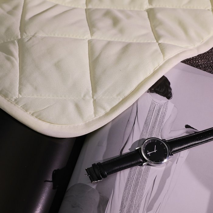 91家纺网 家纺一手货源 找家纺 （总）慕澄 2022新款水晶绒黑色抱枕被