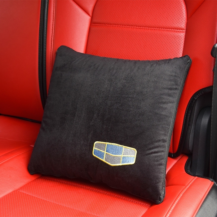 91家纺网 家纺一手货源 找家纺 慕澄 2022新款水晶绒黑色抱枕被 吉利