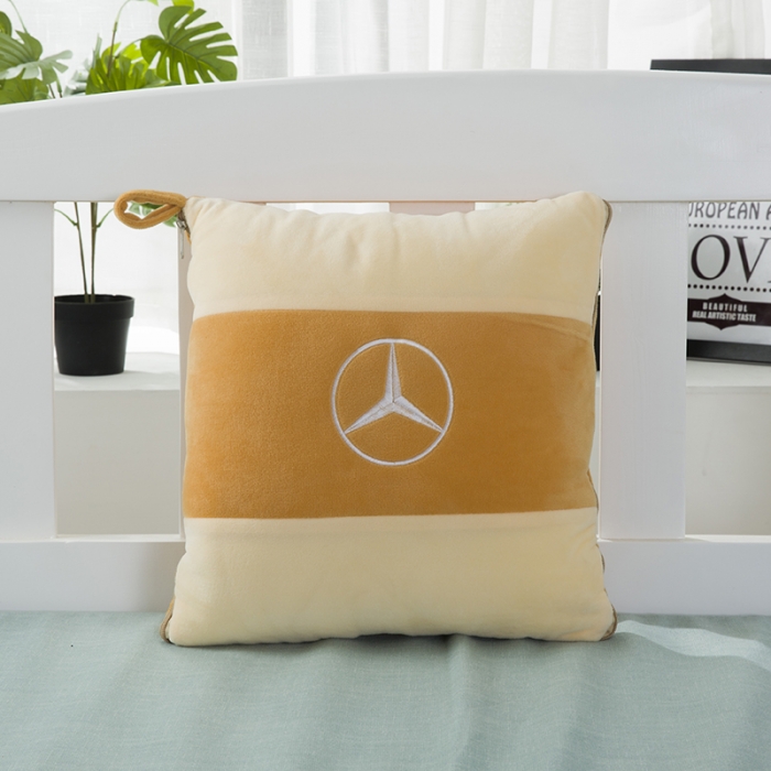 91家纺网 家纺一手货源 找家纺 慕澄 2022新款水晶绒双拼抱枕被 奔驰黄