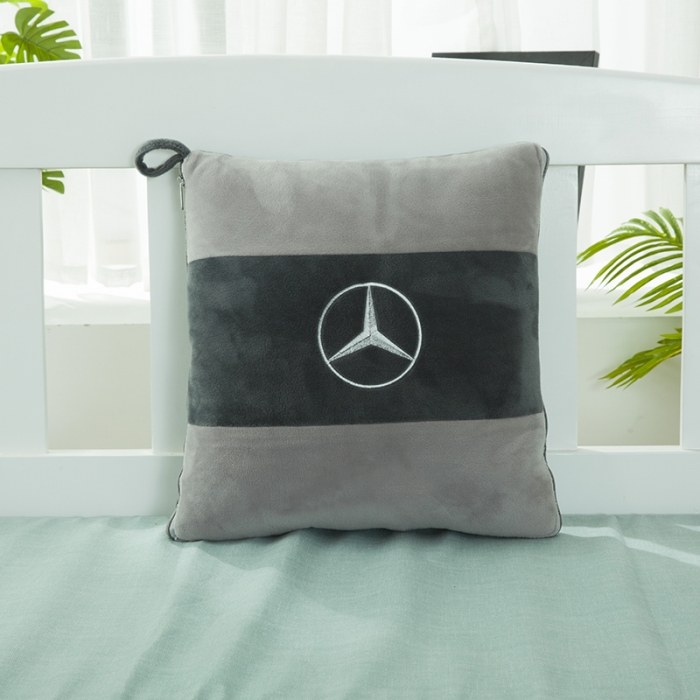 91家纺网 家纺一手货源 找家纺 慕澄 2022新款水晶绒双拼抱枕被 奔驰灰