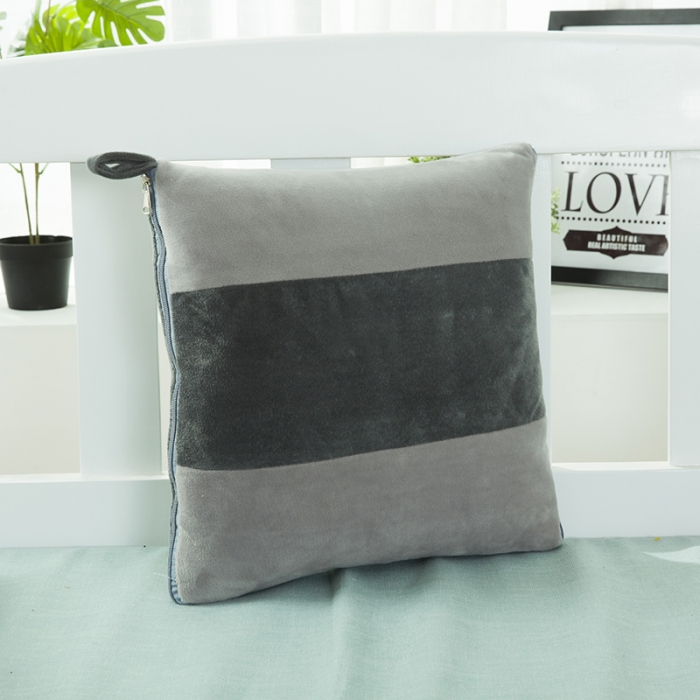 91家纺网 家纺一手货源 找家纺 慕澄 2022新款水晶绒双拼抱枕被 抱枕被灰