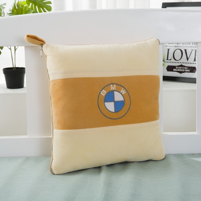 91家纺网 家纺一手货源 找家纺 慕澄 2022新款水晶绒双拼抱枕被 宝马黄