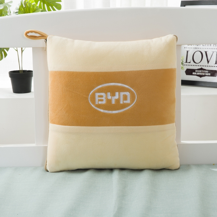 91家纺网 家纺一手货源 找家纺 慕澄 2022新款水晶绒双拼抱枕被 比亚迪黄