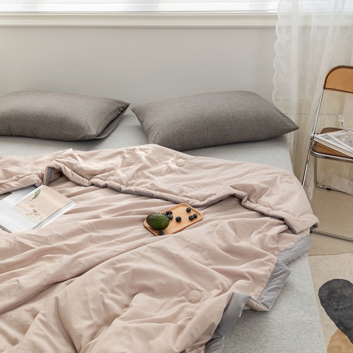 91家纺网 家纺一手货源 找家纺 （总）森林人 2022新款水洗棉大豆纤维夏凉被 风格2