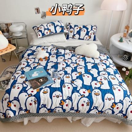 91家纺网 家纺一手货源 找家纺 星期八 2022新款豆豆夏被包边款 小鸭子