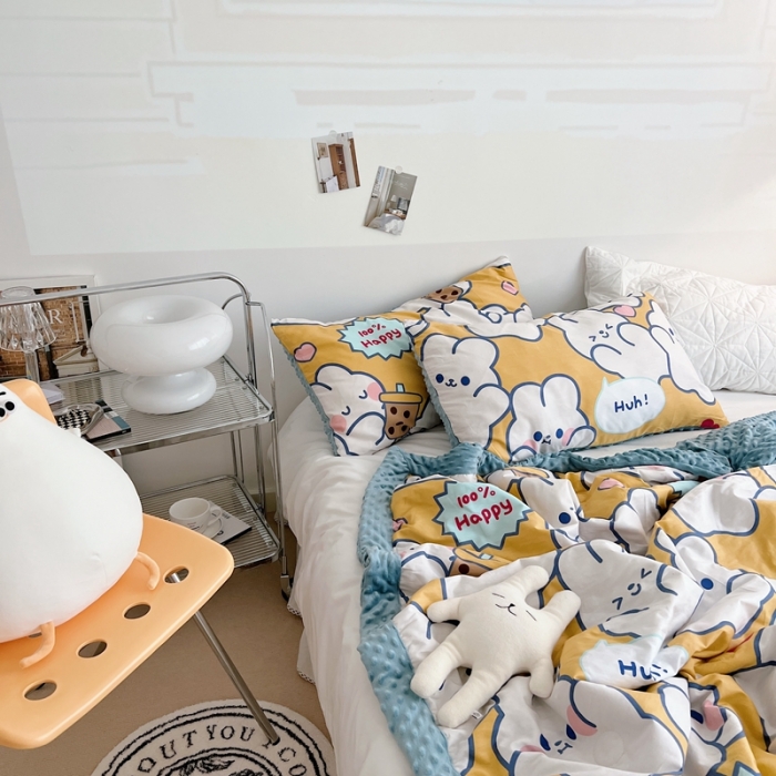 91家纺网 家纺一手货源 找家纺 星期八 2022新款豆豆夏被包边款 cute小兔