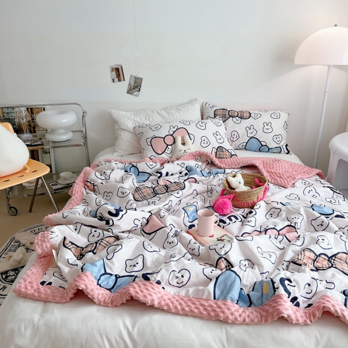 91家纺网 家纺一手货源 找家纺 星期八 2022新款豆豆夏被包边款 kitty