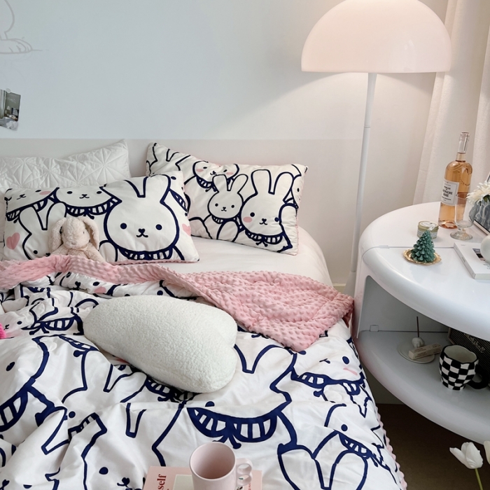 91家纺网 家纺一手货源 找家纺 星期八 2022新款豆豆夏被包边款 大白兔