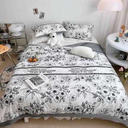 星期八 2022新款豆豆夏被包边款 黑茶横条