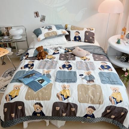 星期八 2022新款豆豆夏被包边款 熊宝