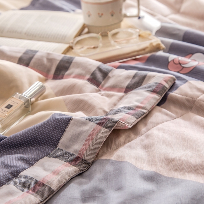 91家纺网 家纺一手货源 找家纺 绵庭家纺 2023新款舒适亲肤全棉单夏被 玫瑰条约-粉