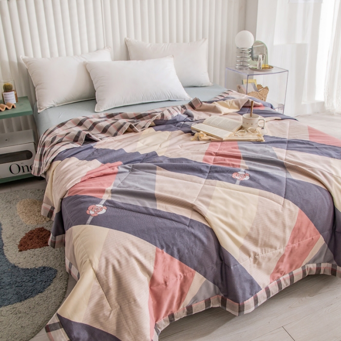 91家纺网 家纺一手货源 找家纺 绵庭家纺 2023新款舒适亲肤全棉单夏被 玫瑰条约-粉