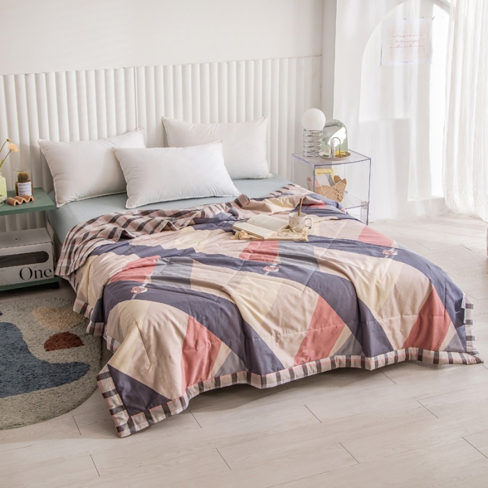 91家纺网 家纺一手货源 找家纺 绵庭家纺 2023新款舒适亲肤全棉单夏被 玫瑰条约-粉