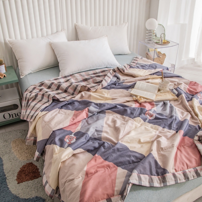 91家纺网 家纺一手货源 找家纺 绵庭家纺 2023新款舒适亲肤全棉单夏被 玫瑰条约-粉