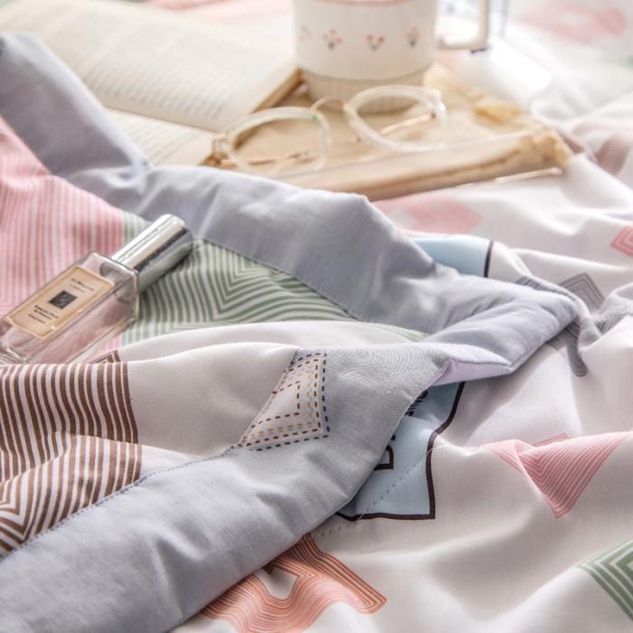 91家纺网 家纺一手货源 找家纺 绵庭家纺 2023新款舒适亲肤全棉单夏被 摩登艺术