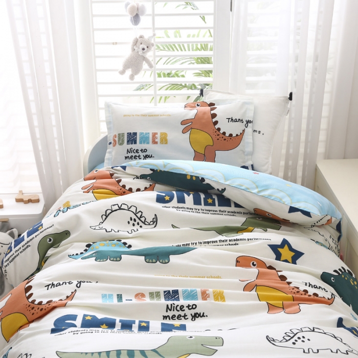 91家纺网 家纺一手货源 找家纺 绵庭家纺 2022新款幼儿园全棉多件套 恐龙乐园-白