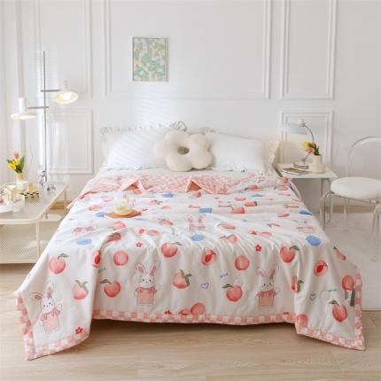 91家纺网 家纺一手货源 找家纺 兄弟坊 2022新款正宗全棉新疆棉印花夏被 蜜桃兔子