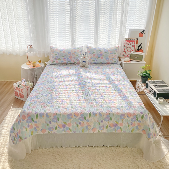 91家纺网 家纺一手货源 找家纺 简宜家居2022新款纯棉夹棉单品床盖 粉蓝