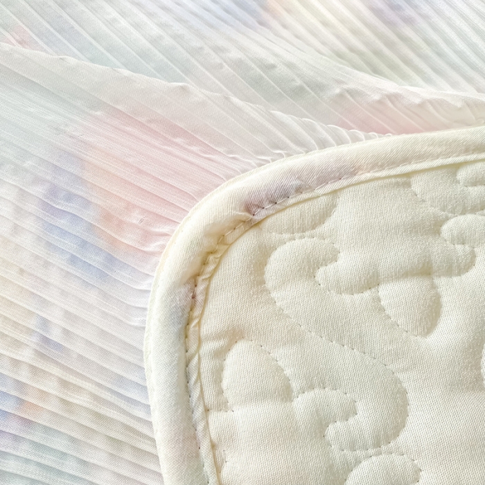 91家纺网 家纺一手货源 找家纺 简宜家居2022新款纯棉夹棉单品床盖 粉蓝