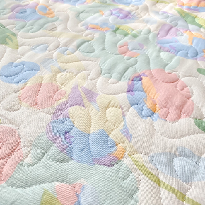 91家纺网 家纺一手货源 找家纺 简宜家居2022新款纯棉夹棉单品床盖 粉蓝