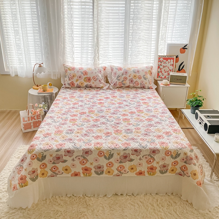 91家纺网 家纺一手货源 找家纺 简宜家居2022新款纯棉夹棉单品床盖 涵香