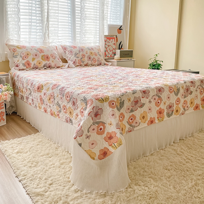 91家纺网 家纺一手货源 找家纺 简宜家居2022新款纯棉夹棉单品床盖 涵香