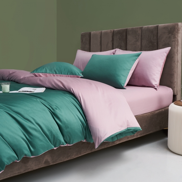 91家纺网 家纺一手货源 找家纺 顾家家居新款60长绒棉双拼全棉四件套纯棉纯色孔雀绿-粉黛