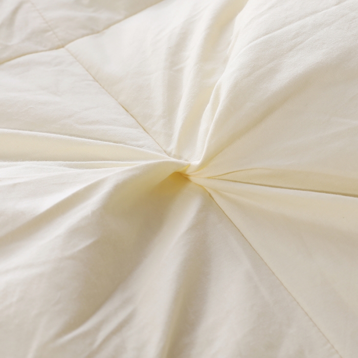 91家纺网 家纺一手货源 找家纺 羽仙子全棉扭花款羽绒被鹅绒被被芯春秋被冬被直播供货量大可谈 鹅黄色