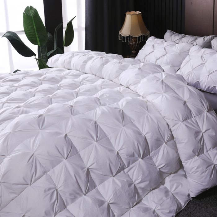 91家纺网 家纺一手货源 找家纺 羽仙子全棉扭花款羽绒被鹅绒被被芯春秋被冬被直播供货量大可谈 经典白