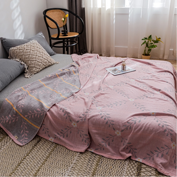 91家纺网 家纺一手货源 找家纺 朴尔家纺 2022新款主推三层水洗棉纱布毛巾被 花之恋-粉灰