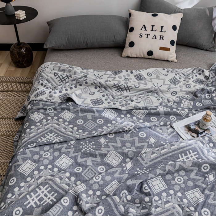 91家纺网 家纺一手货源 找家纺 朴尔家纺 2022新款主推三层水洗棉纱布毛巾被 远古图腾-灰