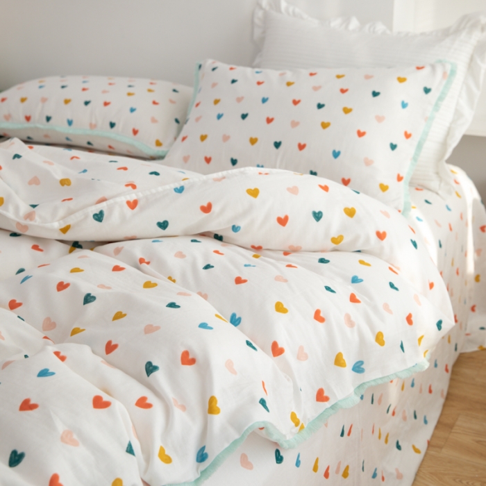 91家纺网 家纺一手货源 找家纺 淑女公社家纺 2022新款双层纱流苏花边款四件套 波波心动