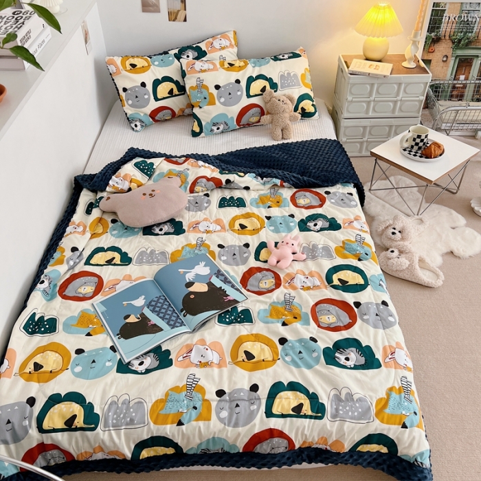 91家纺网 家纺一手货源 找家纺 星期八 2022新款豆豆夏被包边款 动物派对