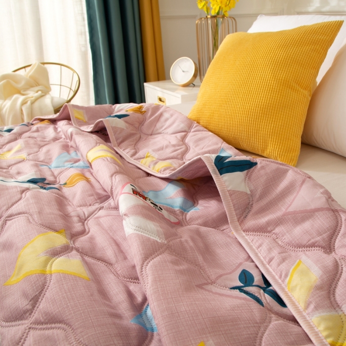 91家纺网 家纺一手货源 找家纺 爱派 2022新款磨毛印花夏凉被夏被空调被 花开半夏(粉)