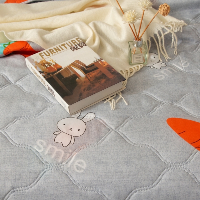 91家纺网 家纺一手货源 找家纺 爱派 2022新款磨毛印花夏凉被夏被空调被萝卜小兔