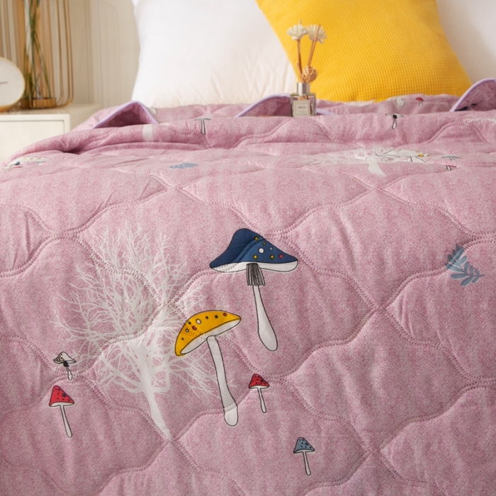 91家纺网 家纺一手货源 找家纺 爱派 2022新款磨毛印花夏凉被夏被空调被 小蘑菇