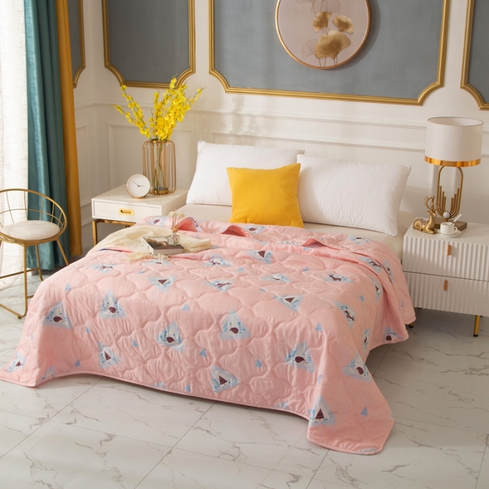 91家纺网 家纺一手货源 找家纺 爱派 2022新款磨毛印花夏凉被夏被空调被 一鹿有你