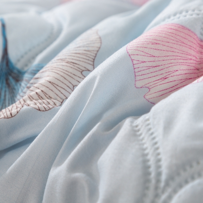 91家纺网 家纺一手货源 找家纺 爱派 2022新款亲肤棉印花夏被空调被 蓝杏叶