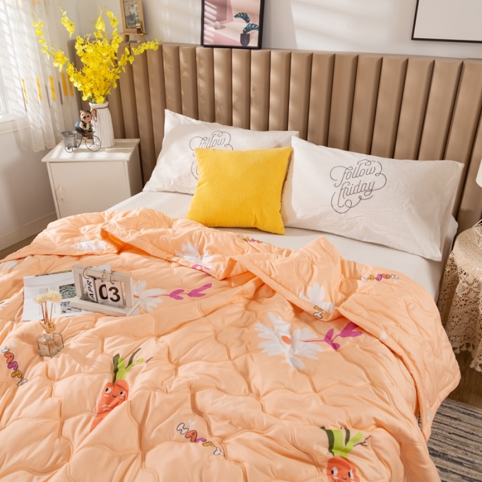 91家纺网 家纺一手货源 找家纺 爱派 2022新款亲肤棉印花夏被空调被 萝卜