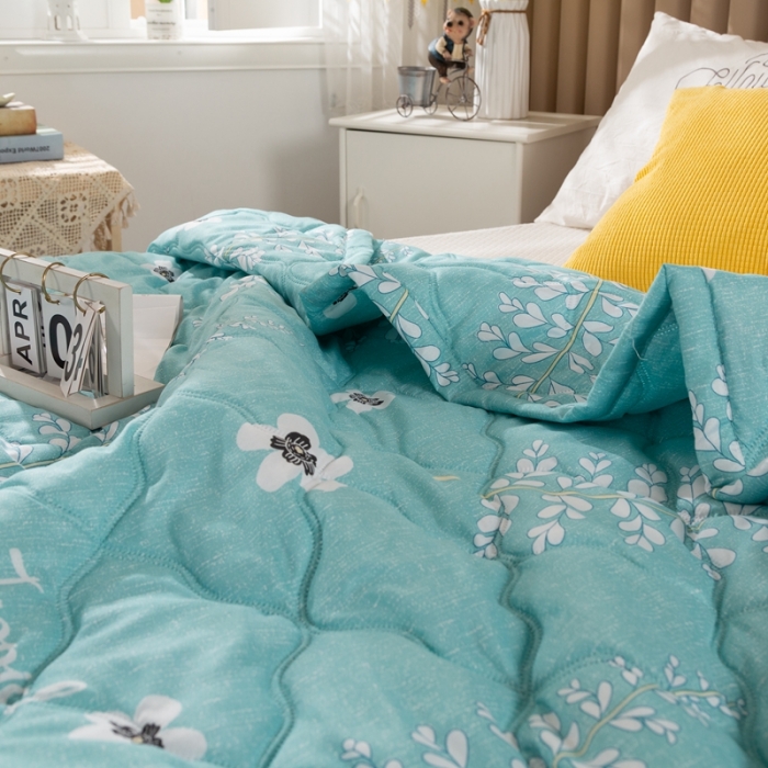 91家纺网 家纺一手货源 找家纺 爱派 2022新款亲肤棉印花夏被空调被 叶落知秋