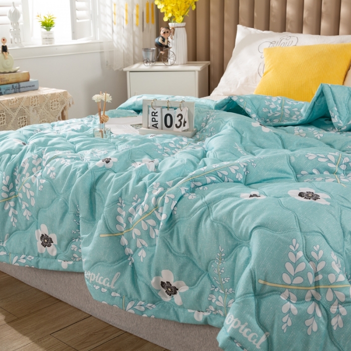 91家纺网 家纺一手货源 找家纺 爱派 2022新款亲肤棉印花夏被空调被 叶落知秋