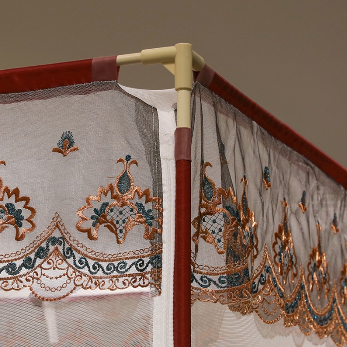 91家纺网 家纺一手货源 找家纺 博诺蚊帐 2022新款全底防摔坐床烤漆刺绣蚊帐 福黛深红