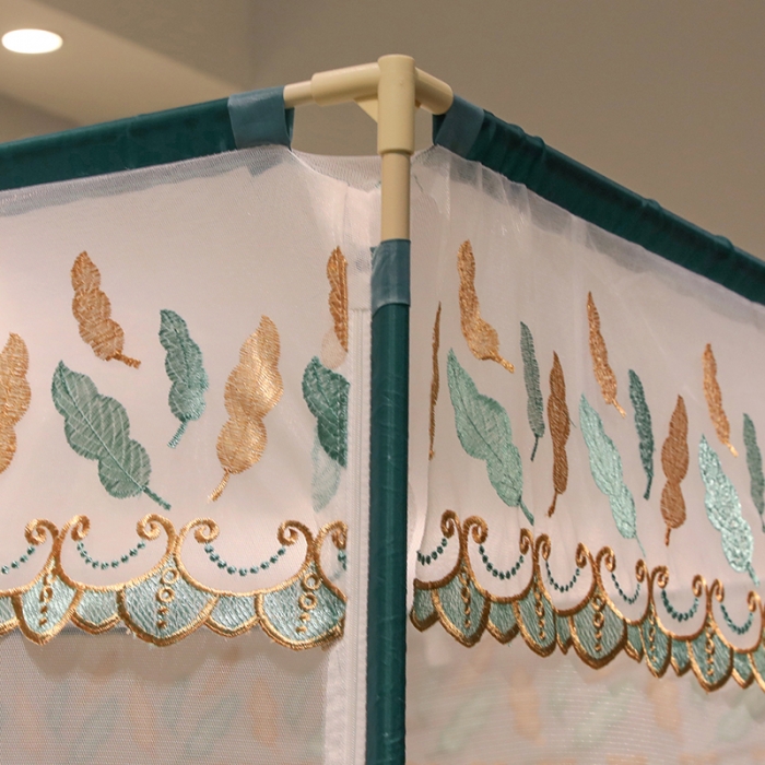 91家纺网 家纺一手货源 找家纺 博诺蚊帐 2022新款全底防摔坐床烤漆刺绣蚊帐 飘羽墨绿