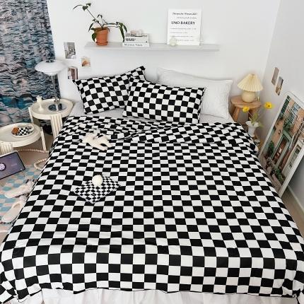 91家纺网 家纺一手货源 找家纺 星期八 2022新款棋盘格针织棉夏被 黑格