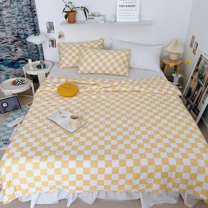 星期八 2022新款棋盘格针织棉夏被 黄格
