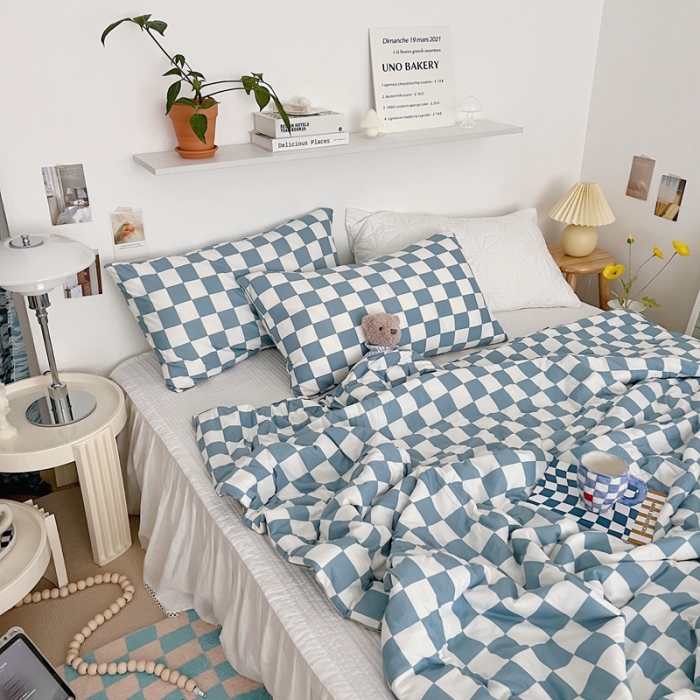 91家纺网 家纺一手货源 找家纺 星期八 2022新款棋盘格针织棉夏被 蓝格