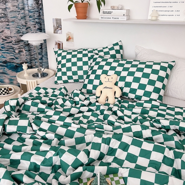 91家纺网 家纺一手货源 找家纺 星期八 2022新款棋盘格针织棉夏被 绿格
